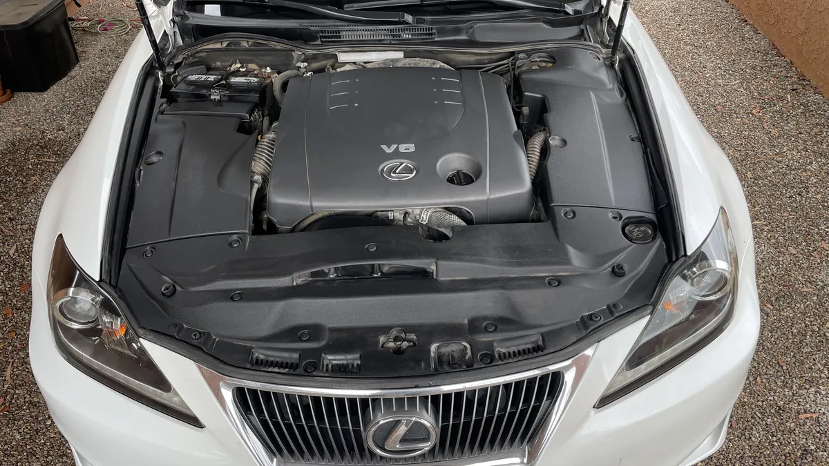 Ceramic Coating, Clear Coat, and Sealant for Headlights: What Is the Difference?